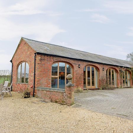 The Stables At Weedon Hill Farm Villa Church Stowe Exteriör bild