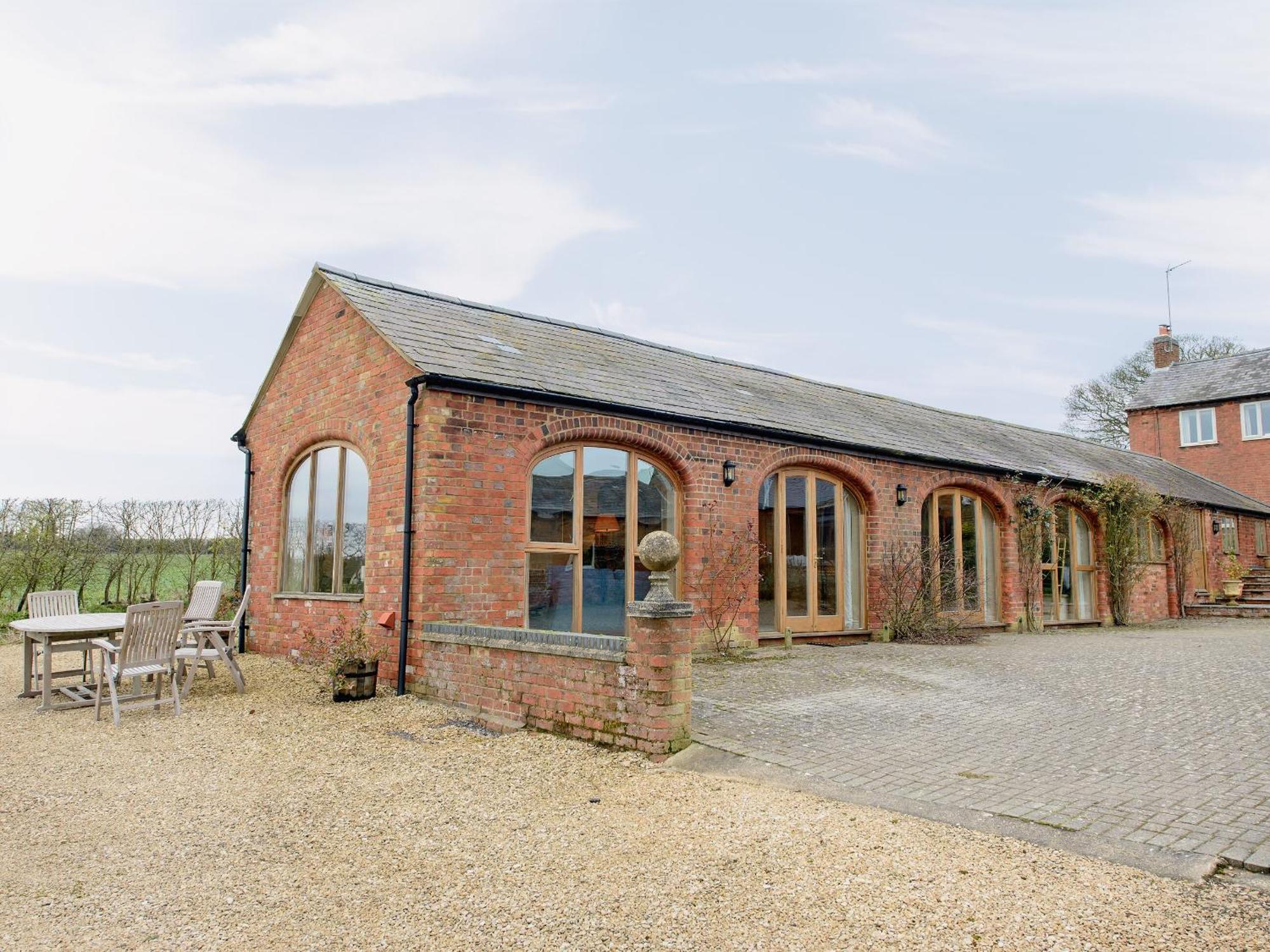 The Stables At Weedon Hill Farm Villa Church Stowe Exteriör bild